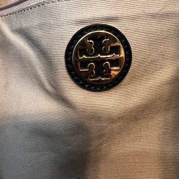 Tory Burch Ella Tote - Picture 13 of 16